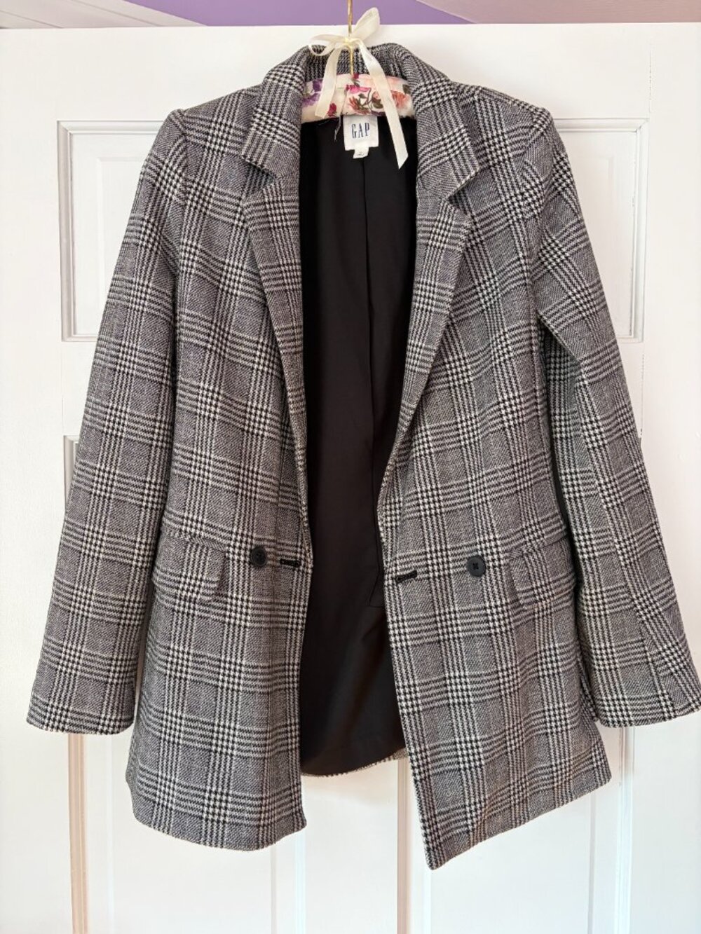 Gap Oversized Black and White Blazer
